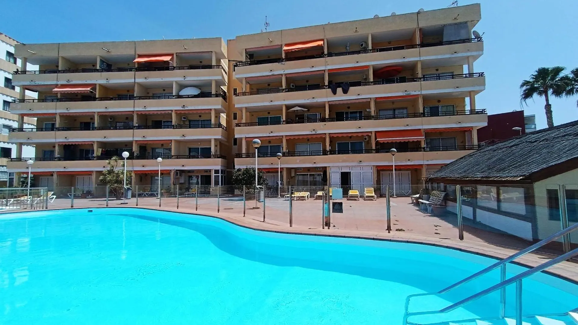 Apartment Pool View Accommodation In Playa Del Ingles Maspalomas